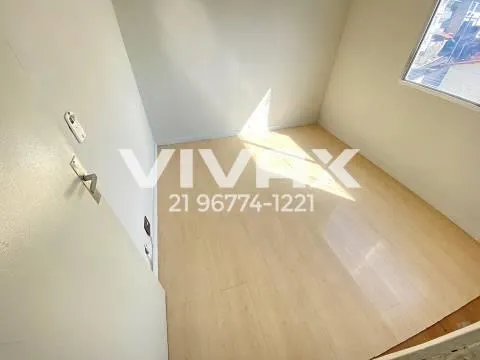 Apartment, 64 m², with wood or laminate floors — photo 10