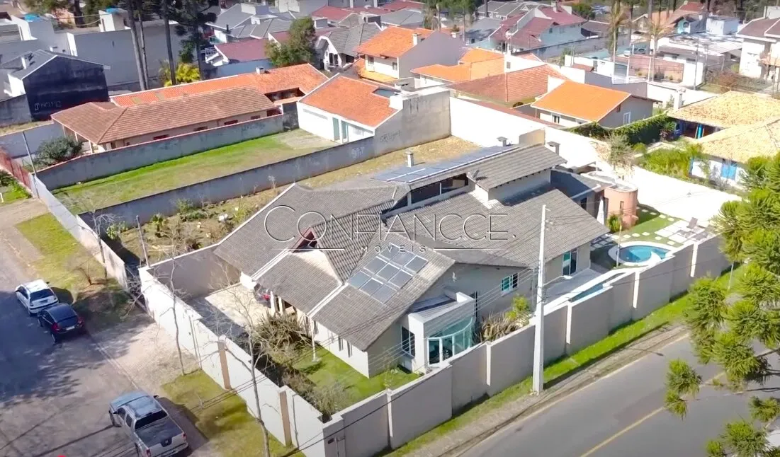 Single-story house with 3 bedrooms and 5 parking spots — photo 22