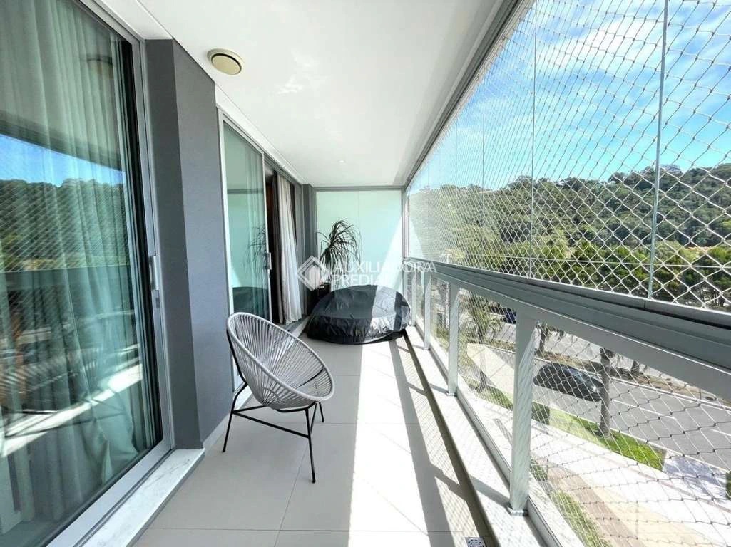 170 m² apartment with 2 en-suite bedrooms and parking — photo 4