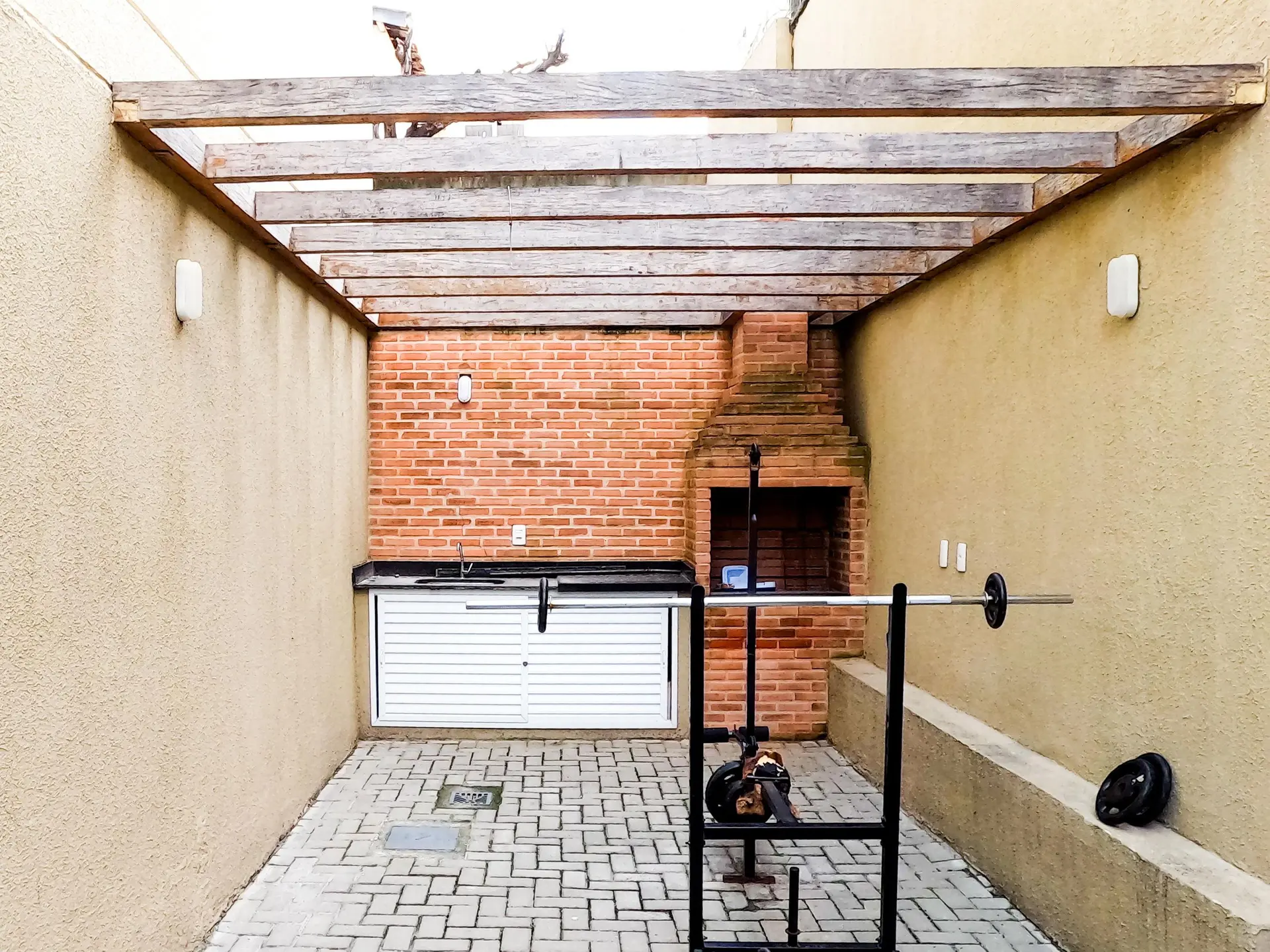 Apartment, 44 m², with a grill on the balcony — photo 5