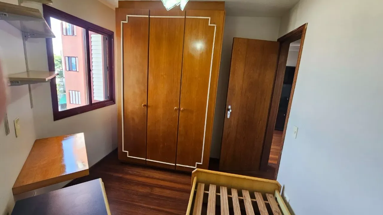 Furnished 2-bedroom apartment with parking and 53 m² — photo 10