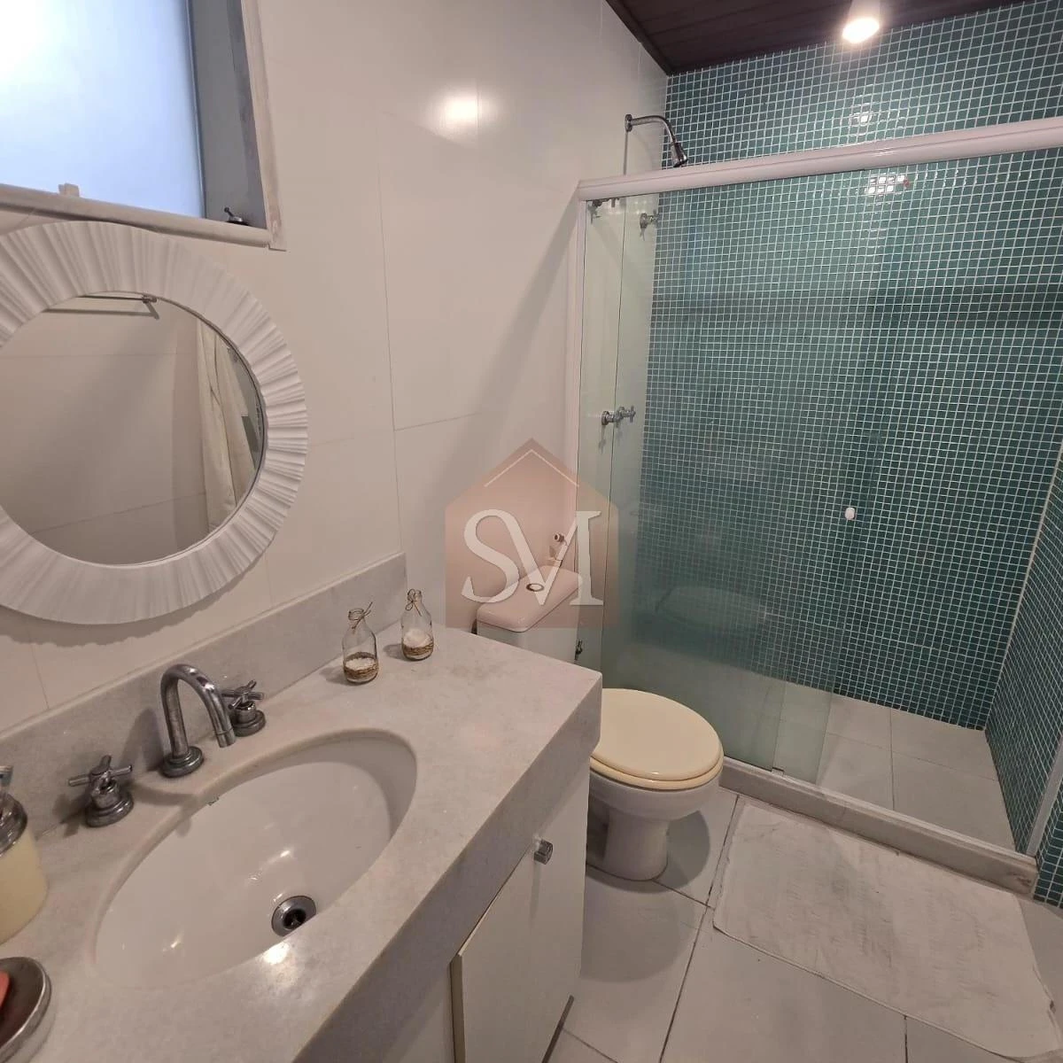 Furnished triplex house with 4 en-suite rooms and 669 m² — photo 7