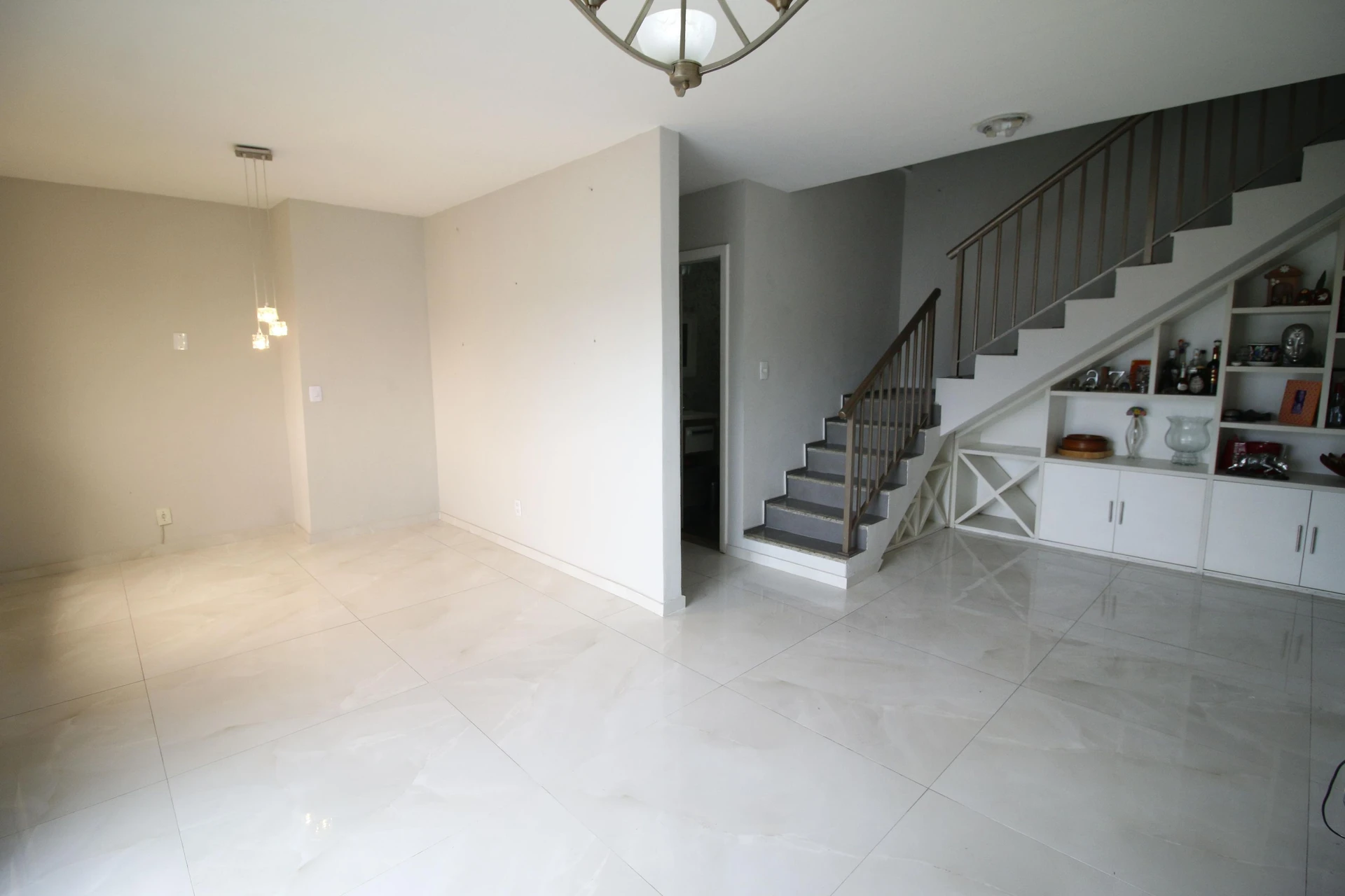 Apartment, 161 m², with a grill on the balcony — photo 36