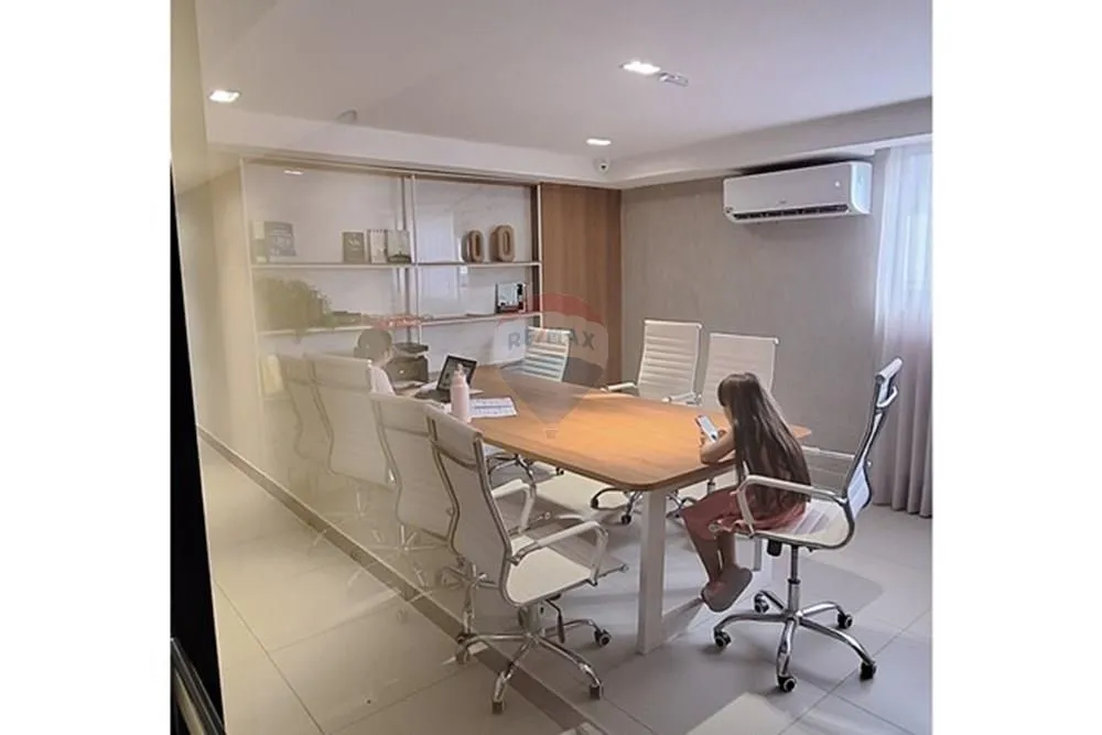 Рабочее место и 3 спальни: квартира 96 м² — photo 26