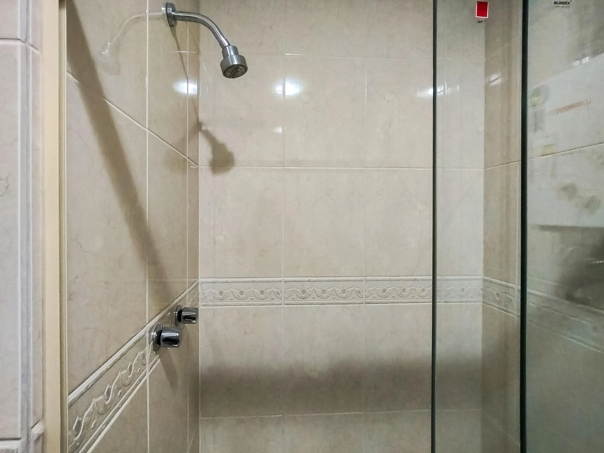 Furnished 4-bedroom apartment with 3 bathrooms — photo 34