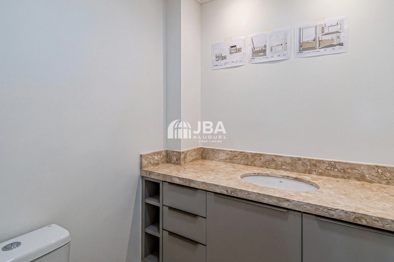 3-bedroom apartment, 1 with its own bathroom, 105 m² — photo 10