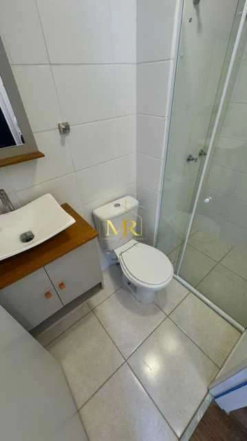 Furnished apartment with 2 bedrooms and open-plan kitchen — photo 10