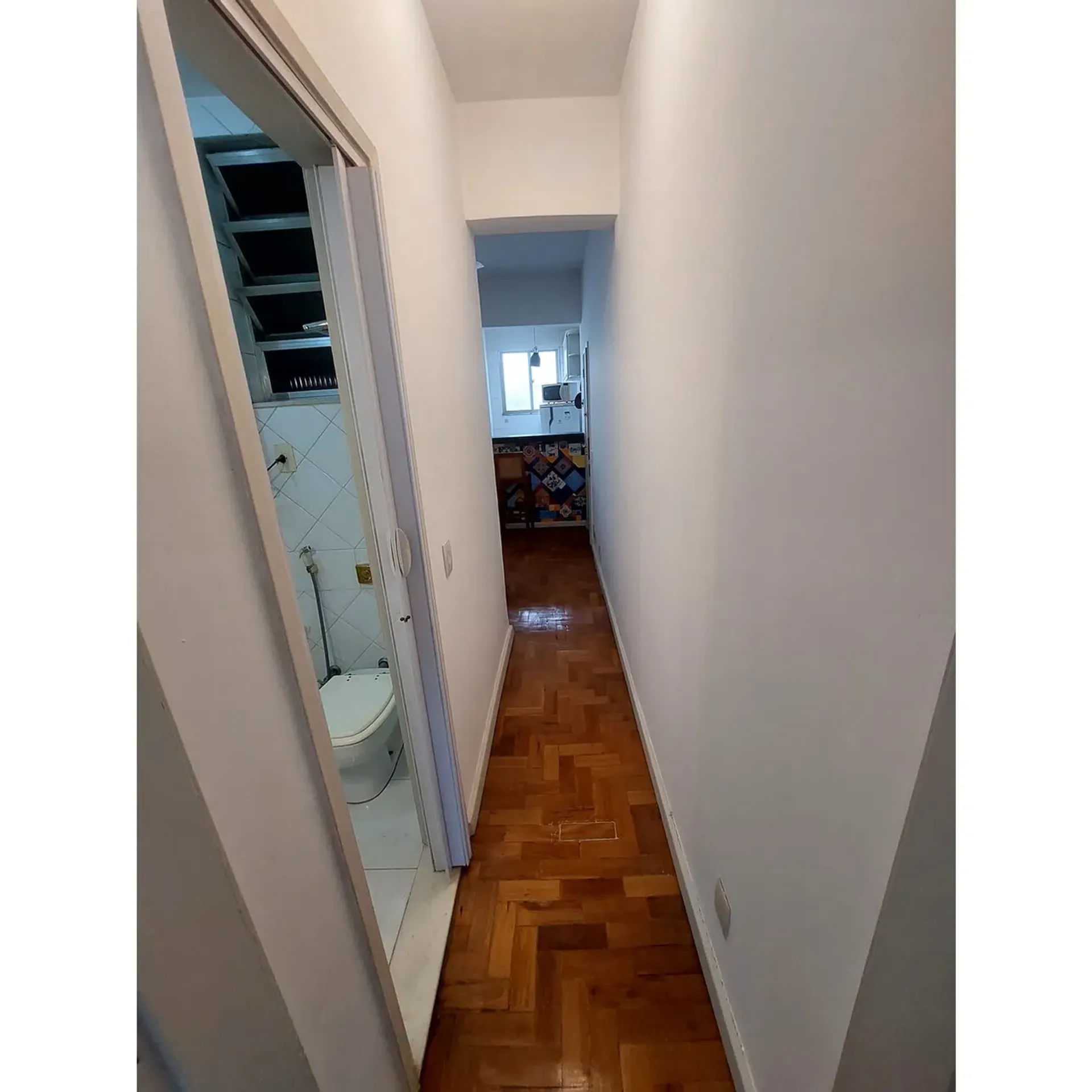 Washing machine in a one-bedroom apartment, 38 m² — photo 7