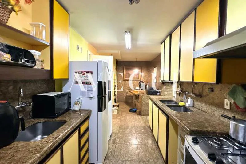 Apartment with 3 bedrooms and 5 bathrooms, 2 parking spaces — photo 24
