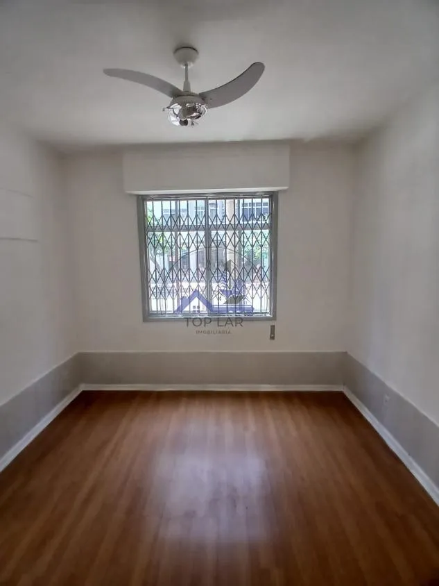 Ванна та 4 спальні: квартира 180 м² — photo 10