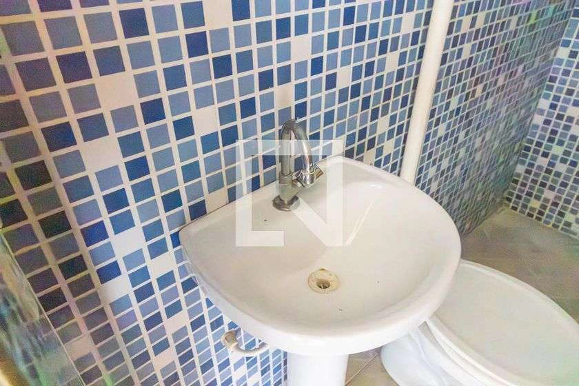 30 m² studio with 1 bedroom and electric shower — photo 8