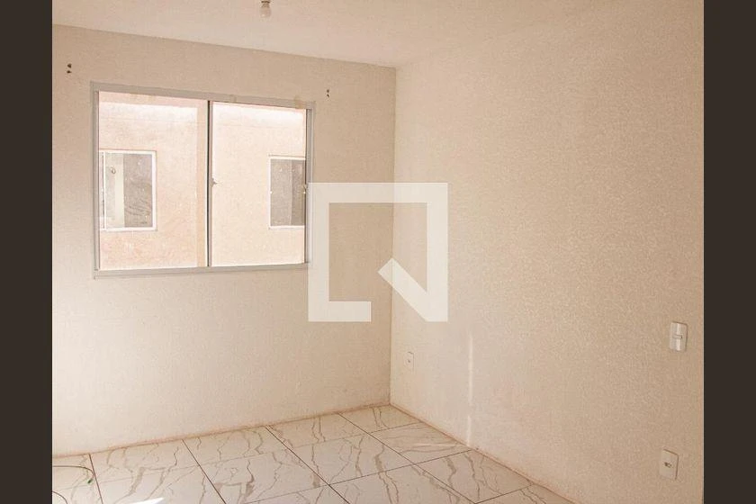 42 m² unfurnished apartment with 2 bedrooms and parking