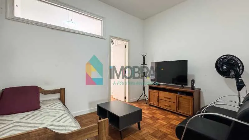 Unfurnished apartment with 1 bedroom and a balcony — photo 10