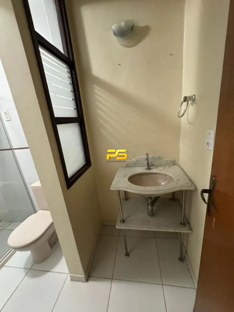 Будинок в оренду з 5 спальнями та 300 м² — photo 12