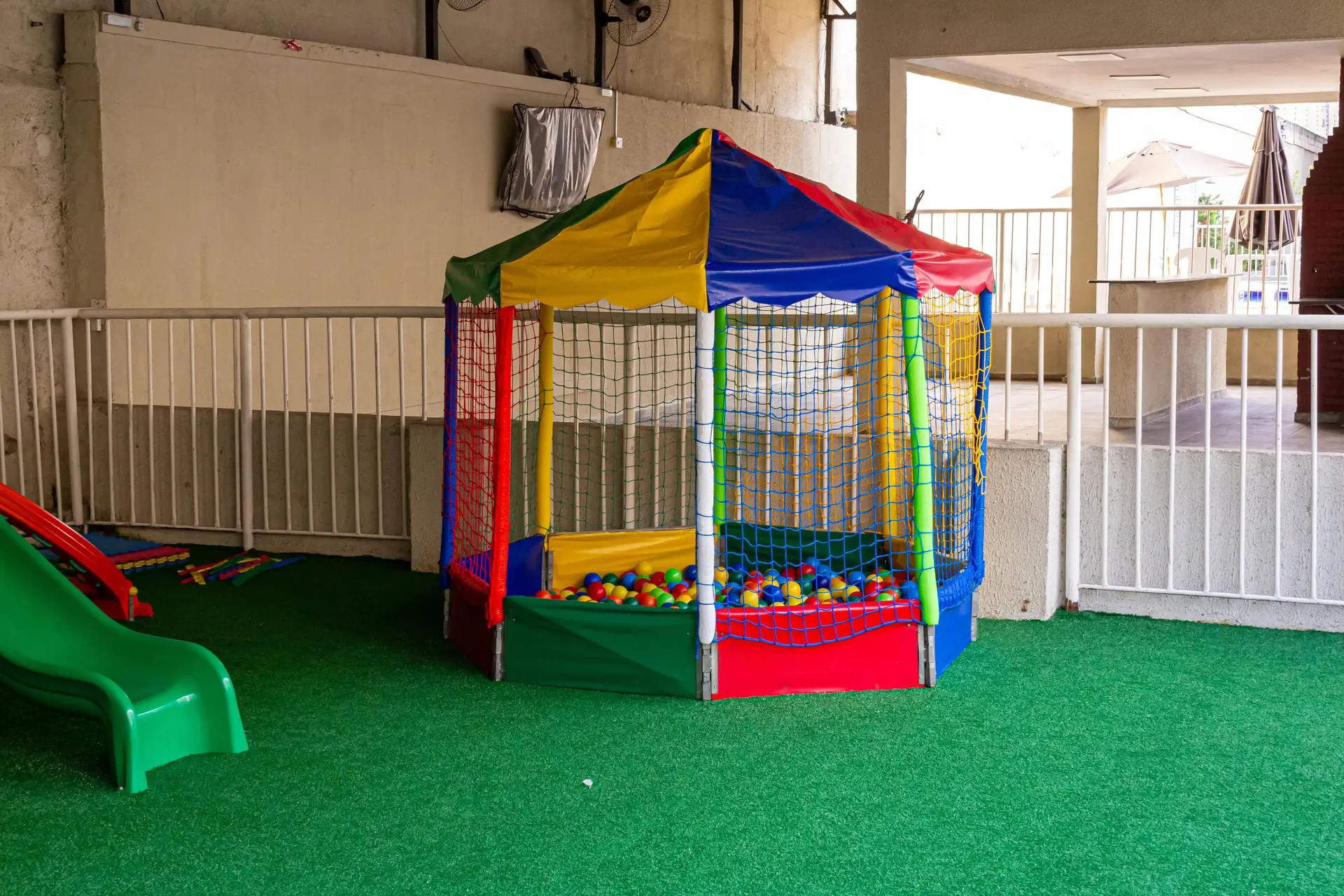 Apartamento en alquiler con 2 dormitorios y terraza — photo 5
