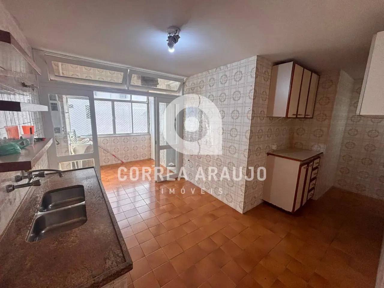 Apartamento de 160 m² com 3 quartos, 2 banheiros e varanda — photo 21