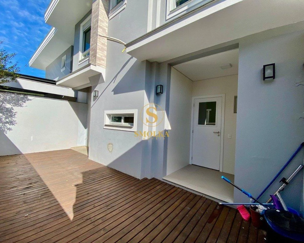 184 m² rental home with 4 en-suite bedrooms — photo 18