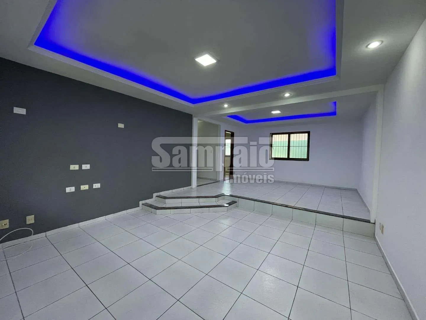 House, 178 m², with a grill on the balcony