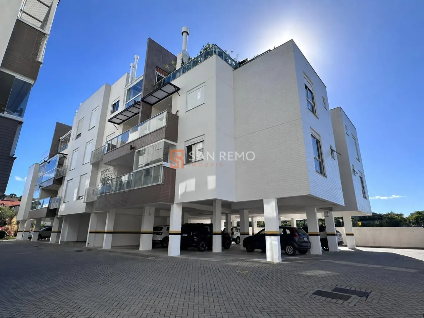 Furnished 3-bedroom apartment with 110 m² and suite — photo 17