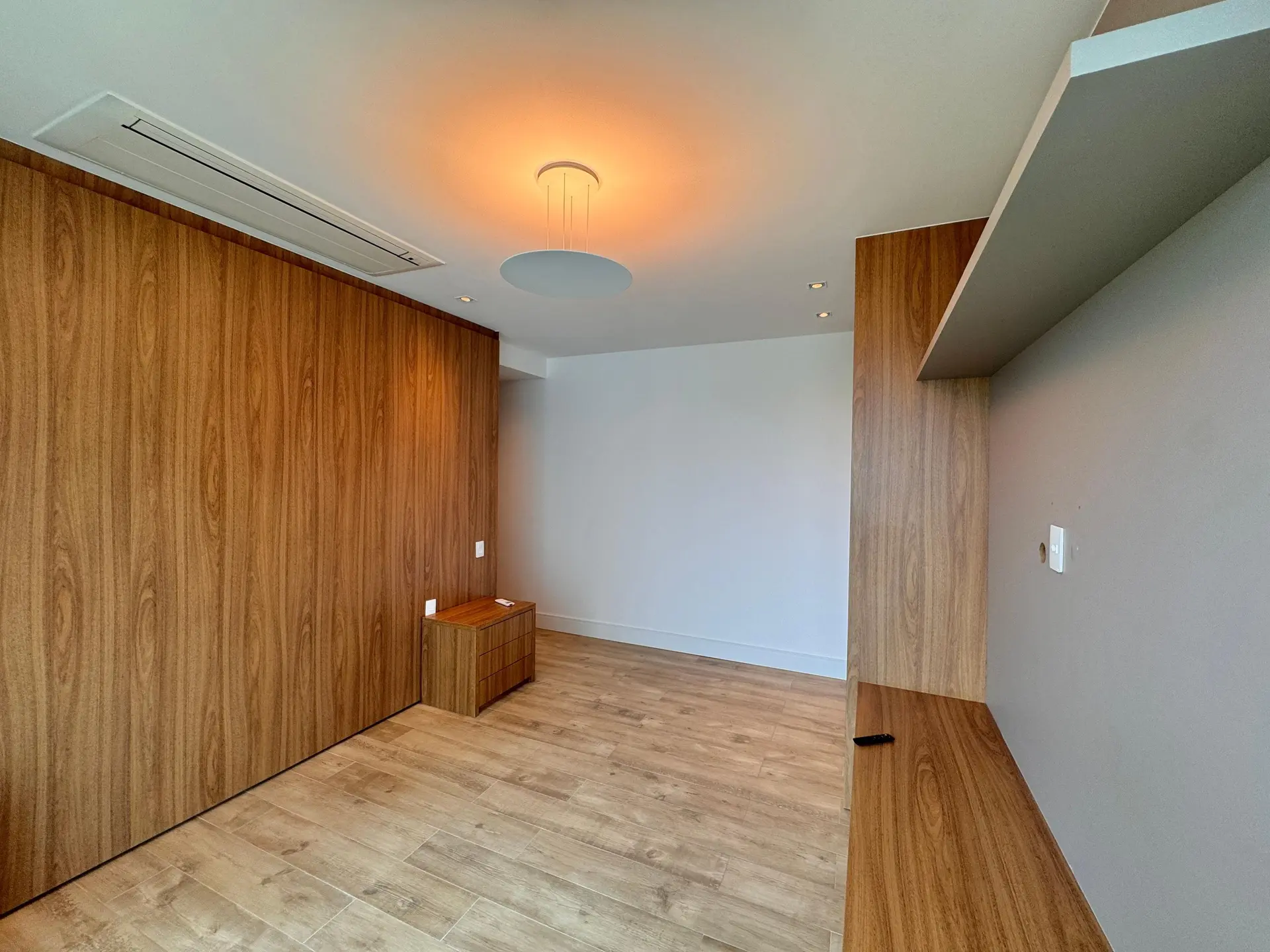 Apartamento mobiliado com 3 suítes e 4 vagas — photo 86