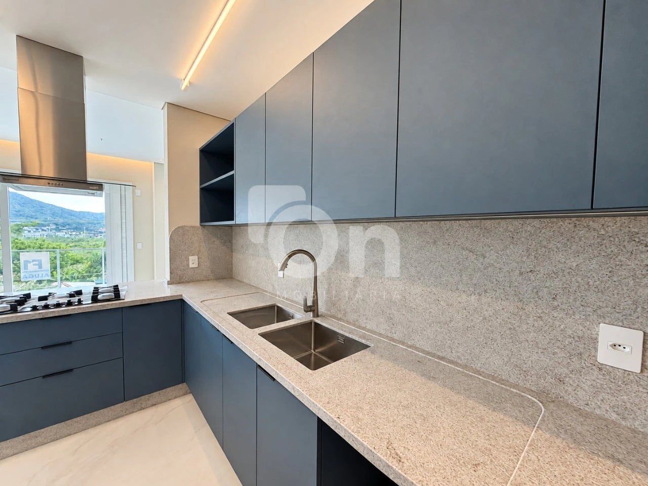 Ванна и 3 спальни: квартира 95 м² — photo 2
