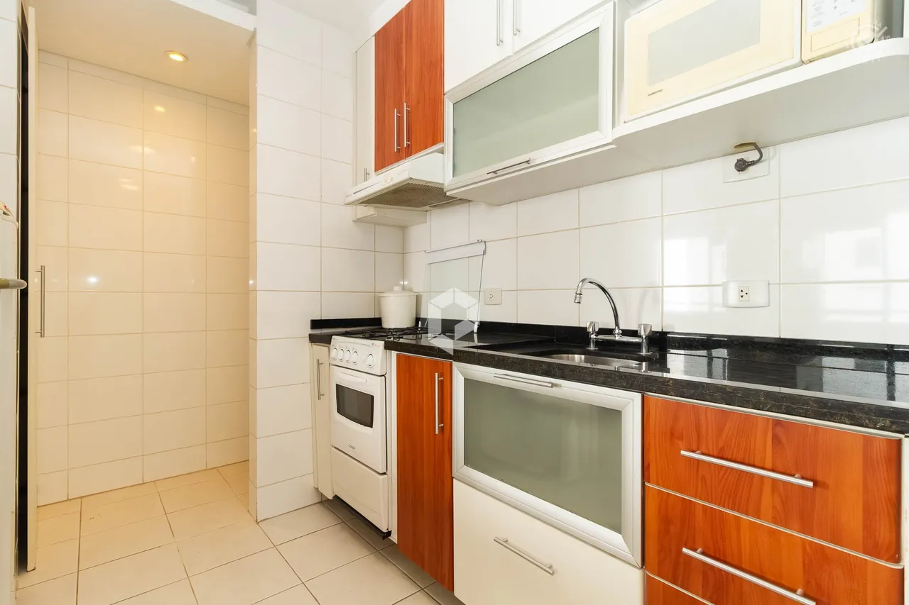 Furnished 1-bedroom apartment with a private BBQ — photo 6