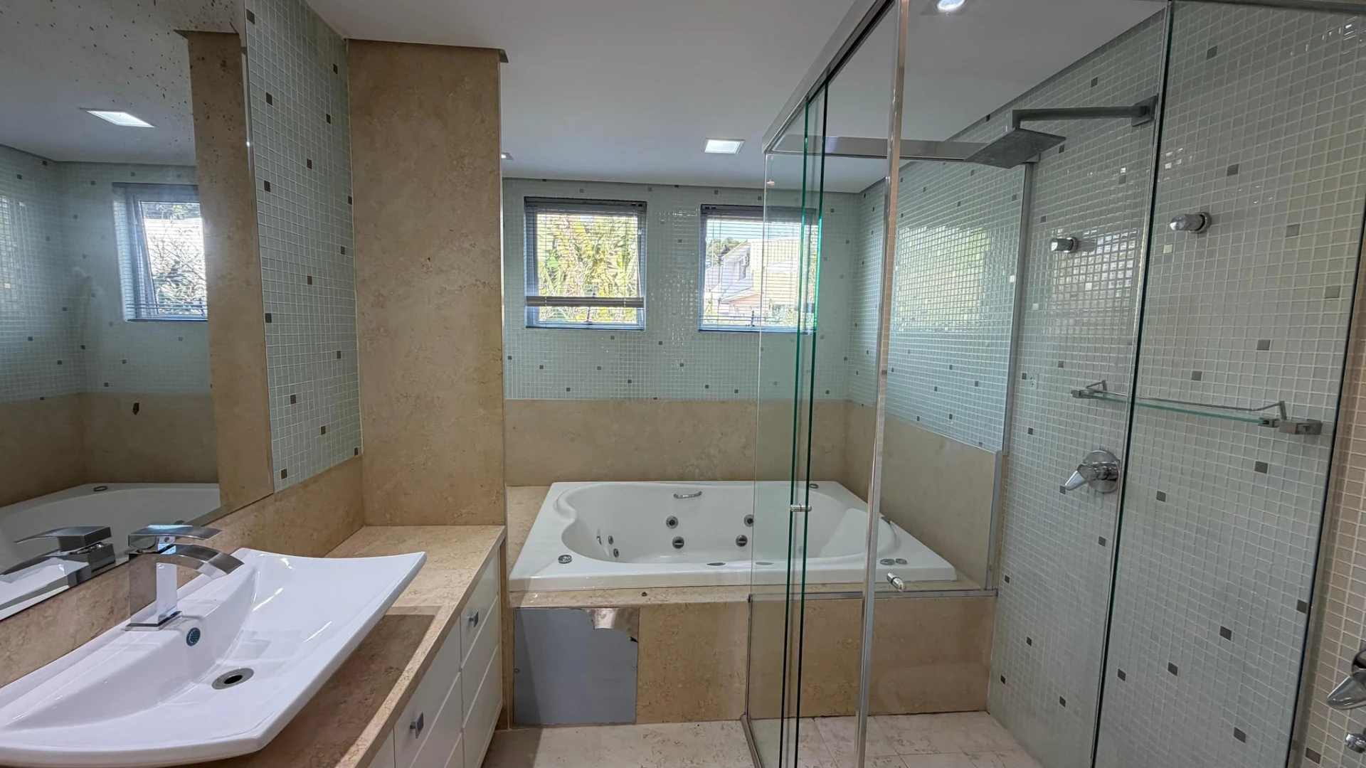 Casa com 4 quartos, jardim e churrasqueira privativa — photo 11