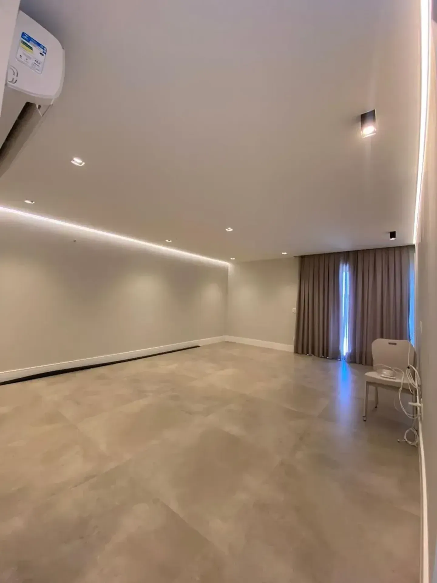 Furnished house with 4 bedrooms and 7 bathrooms — photo 21