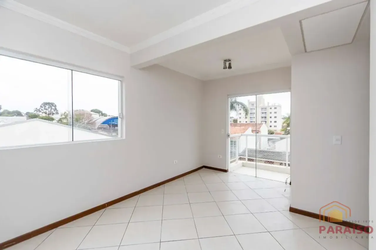 Rental apartment with 2 bedrooms and a balcony