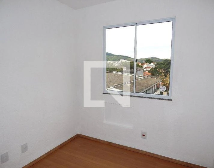 Деревянный пол или ламинат и 2 спальни: квартира 45 м² — photo 14