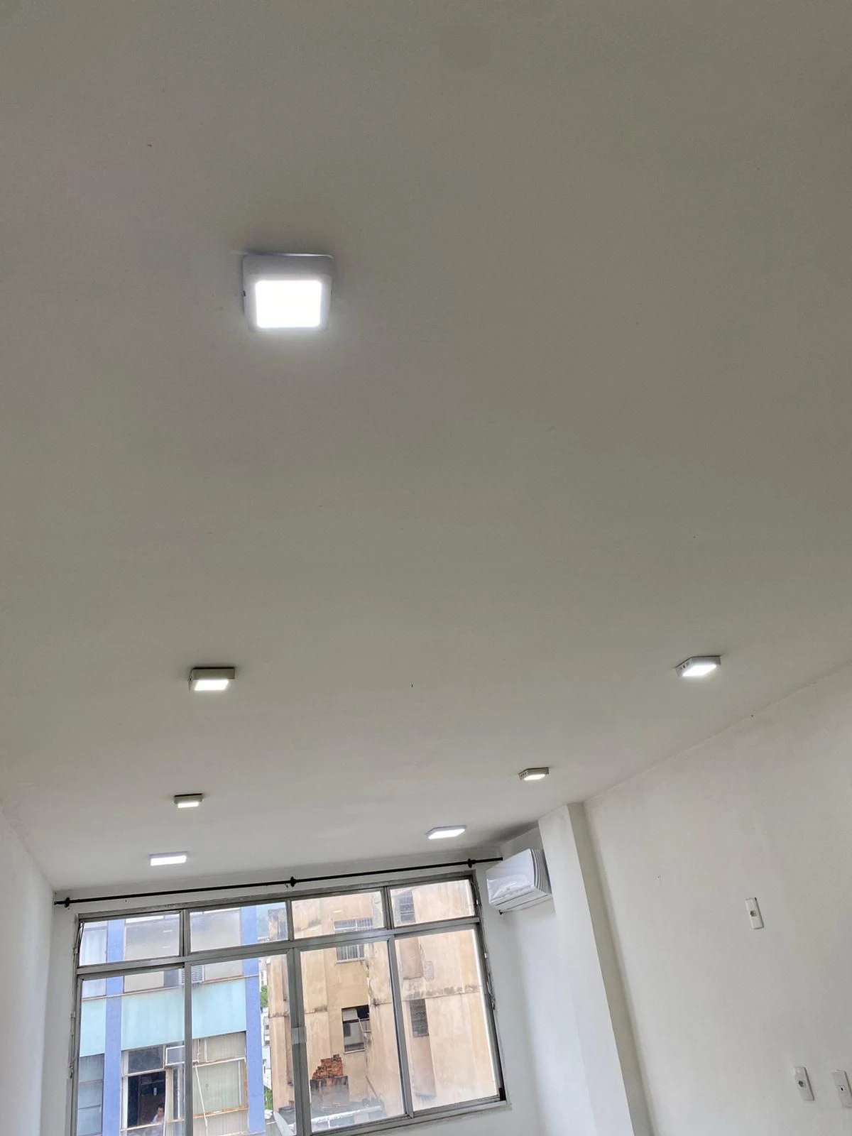 Estúdio sem mobília com 1 quarto e banheiro completo — photo 7