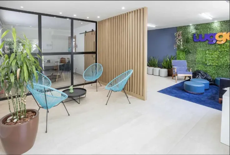 Furnished 2-bedroom apartment with 1 bathroom