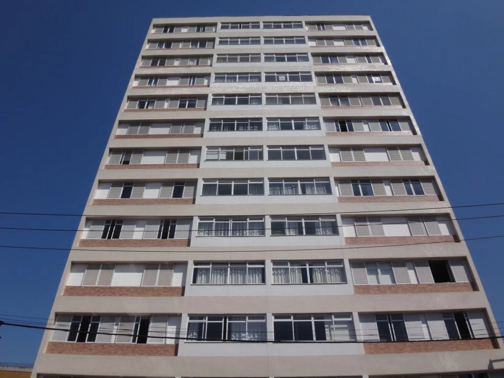 3-bedroom apartment with a bathtub in Curitiba — photo 3