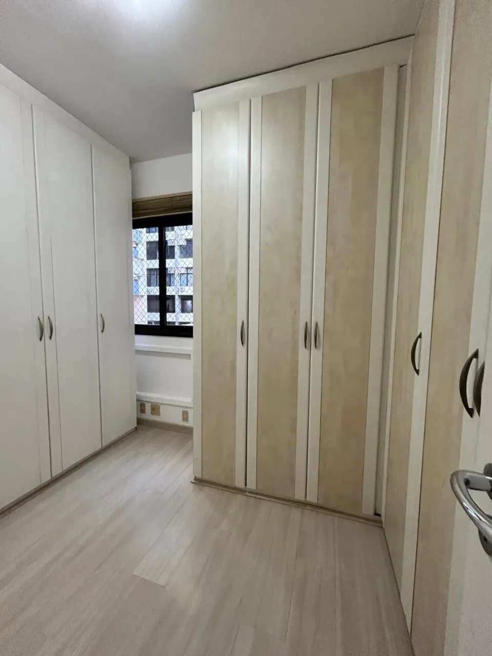 Unfurnished apartment with 3 bedrooms and 2 parking spots — photo 13