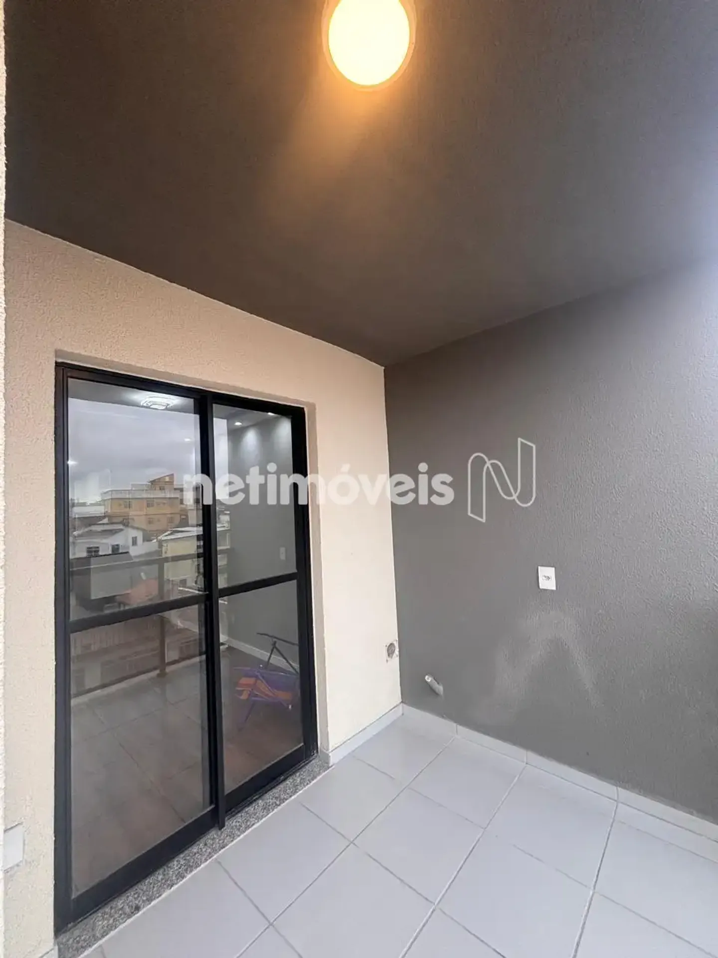 Apartment, 50 m², with wood or laminate floors — photo 2
