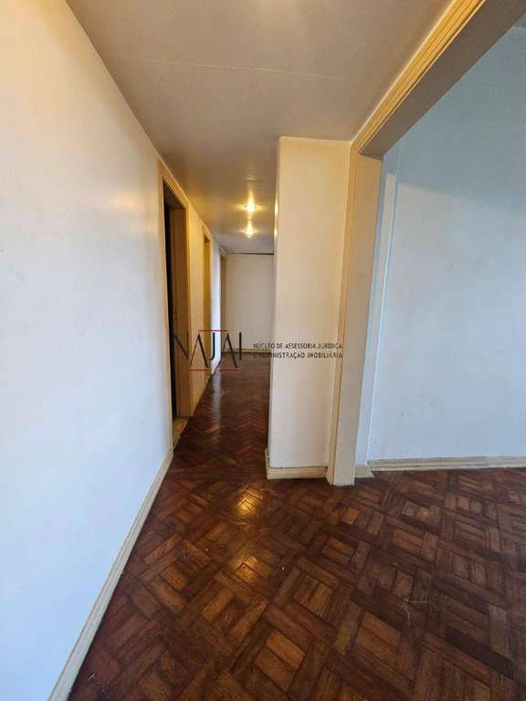 3-bedroom apartment with a closed kitchen and 120 m² — photo 11
