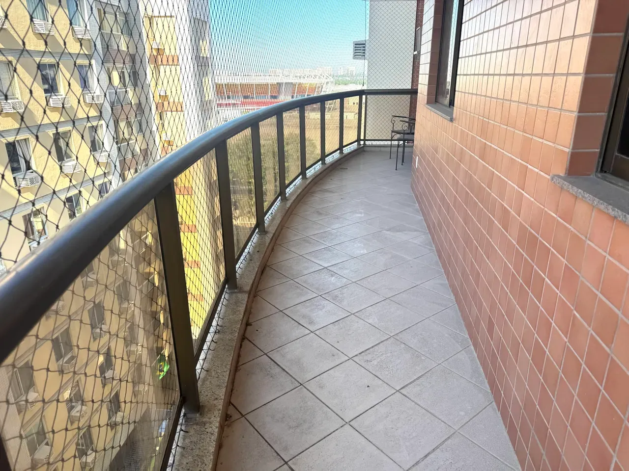 Furnished apartment with a balcony and 2 bedrooms — photo 12