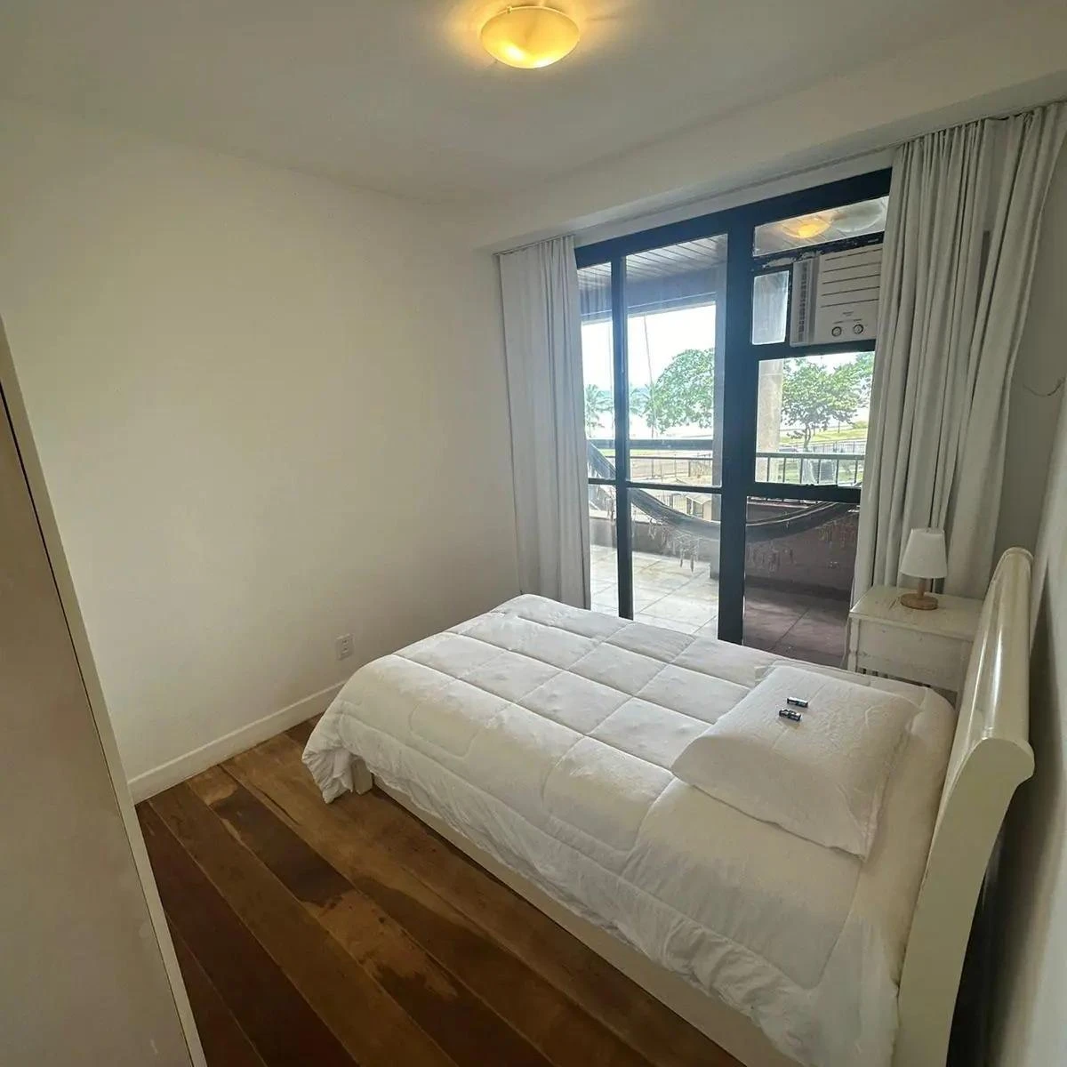 Furnished 144 m² apartment with 4 bedrooms — photo 19