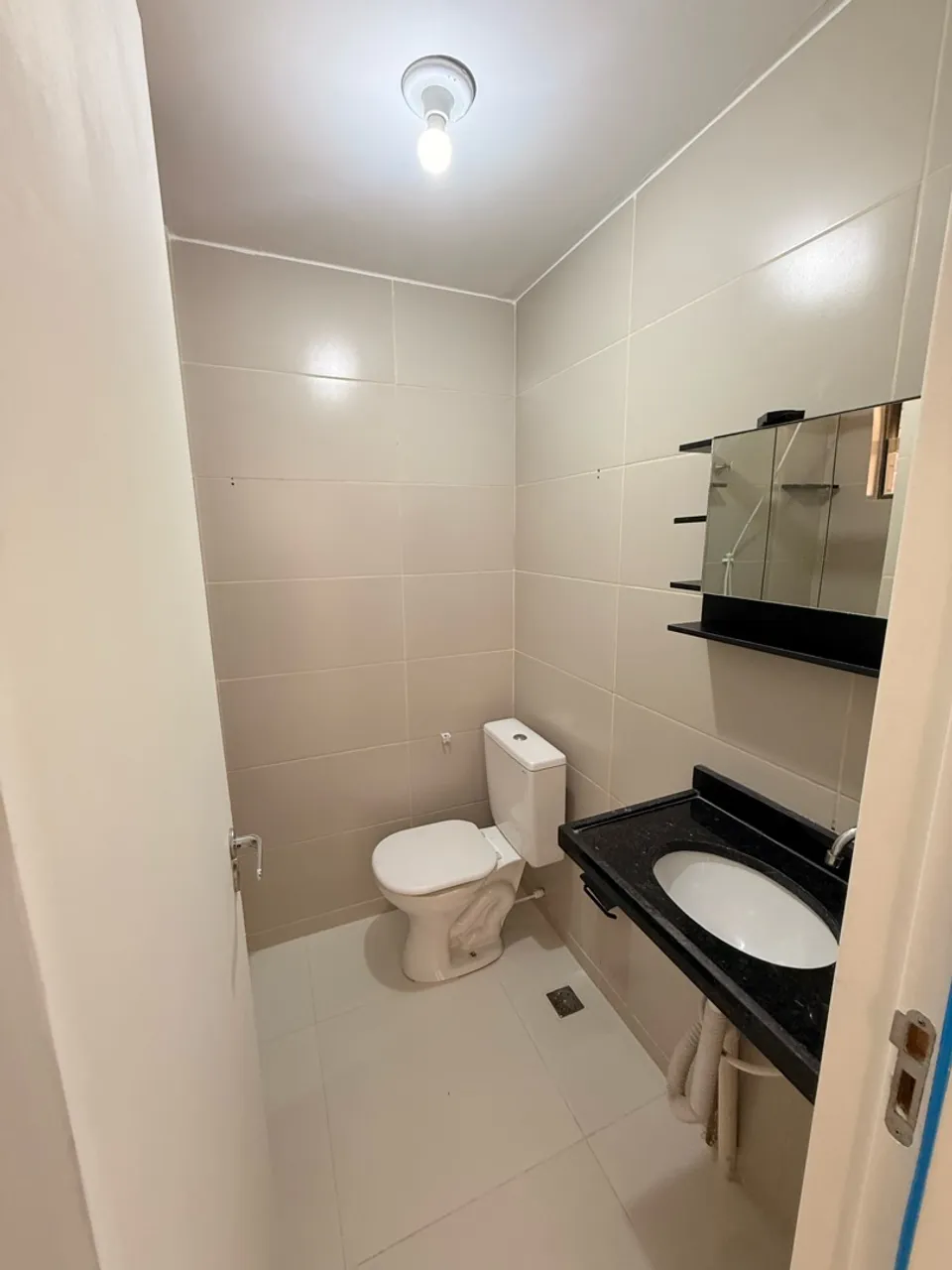 2-bedroom apartment in a building with a gym — photo 11