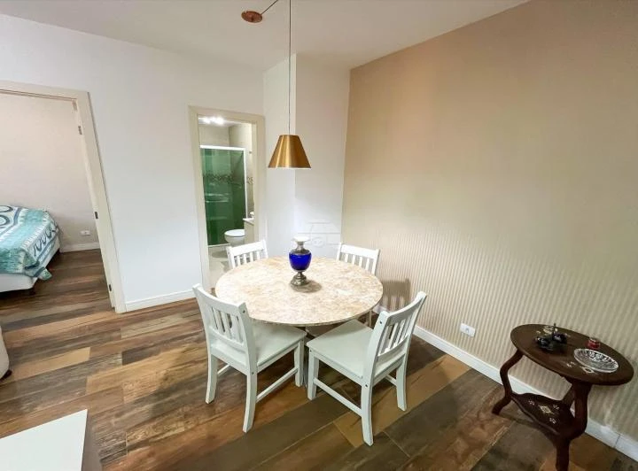 Furnished 1-bedroom apartment with an open kitchen — photo 6