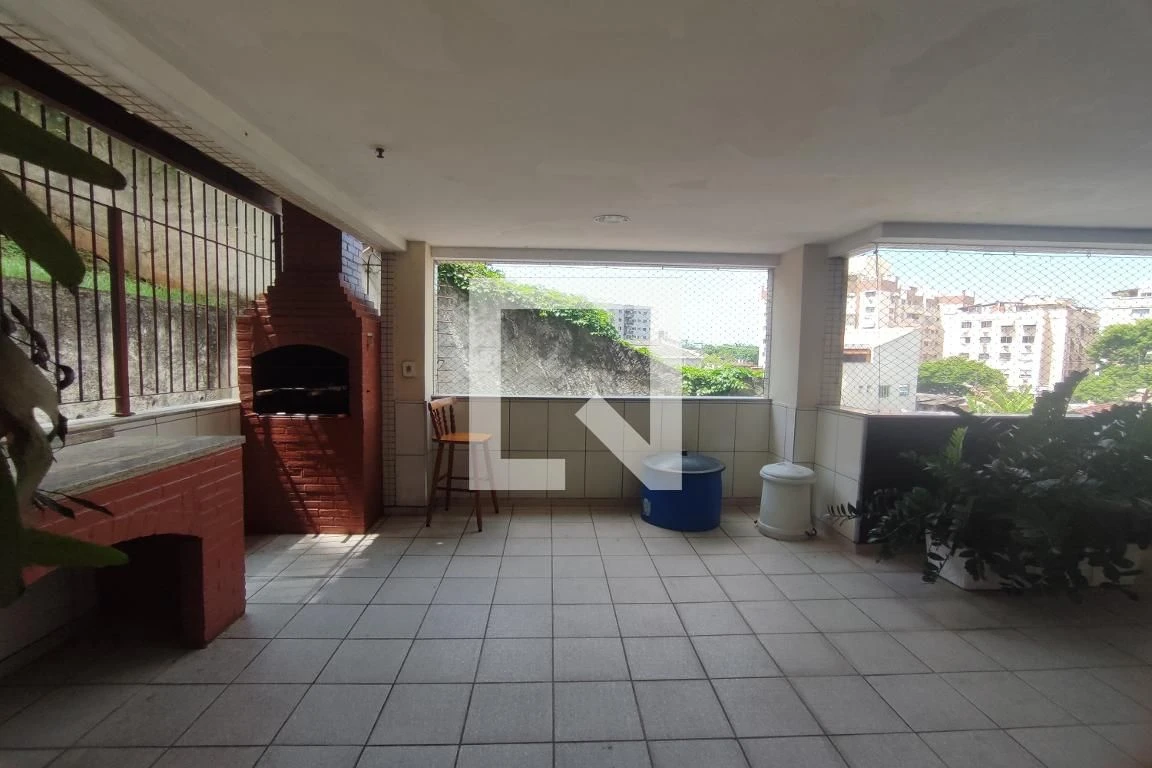 Rental apartment with 2 bedrooms, 1 suite, balcony — photo 22