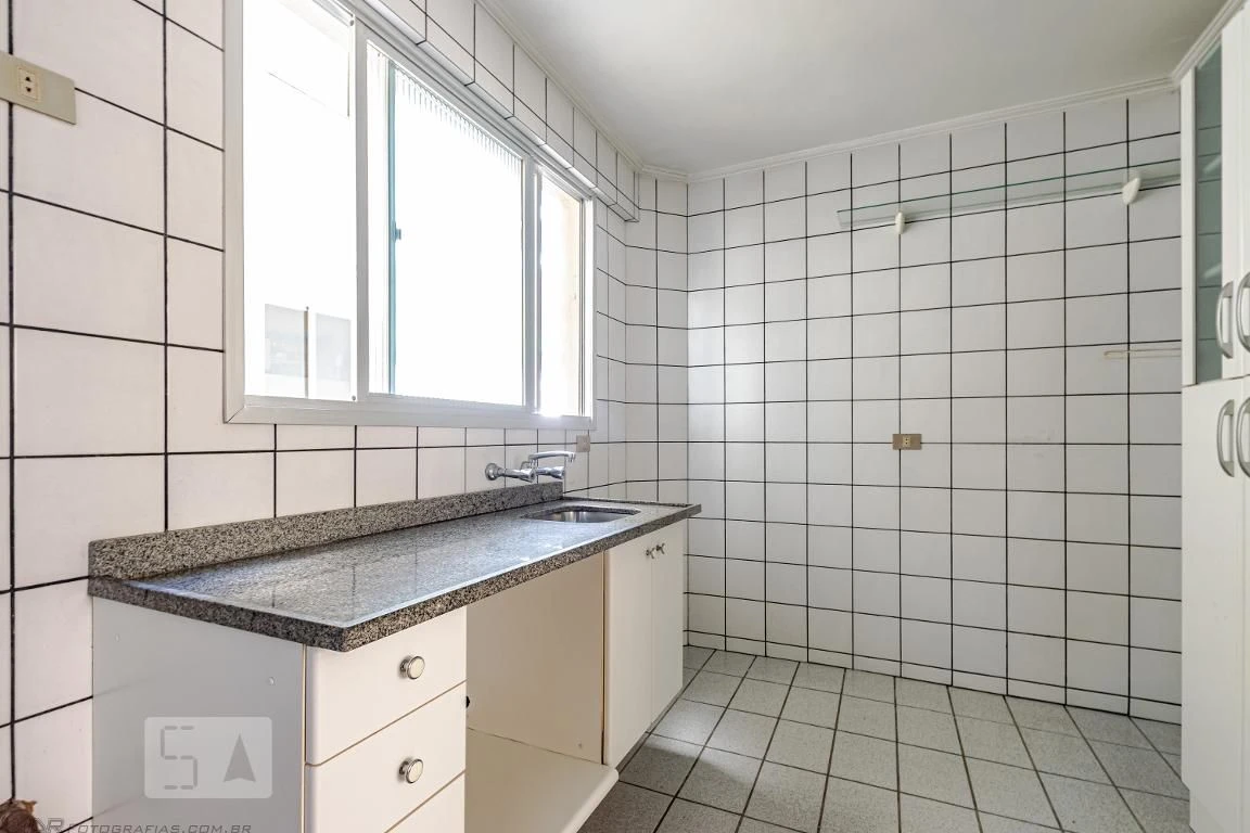 Квартира: 2 спальни, 1 со своей ванной, 76 м², Куритиба — photo 7