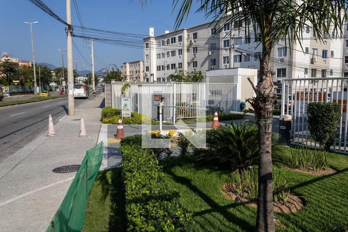 2-bedroom apartment in a building with a gym — photo 49