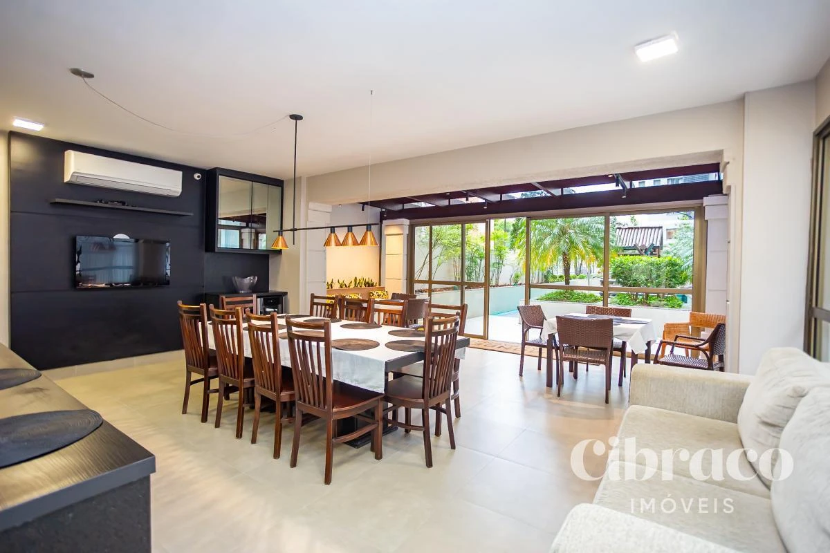 Apartamento de 2 quartos com varanda envidraçada — photo 16
