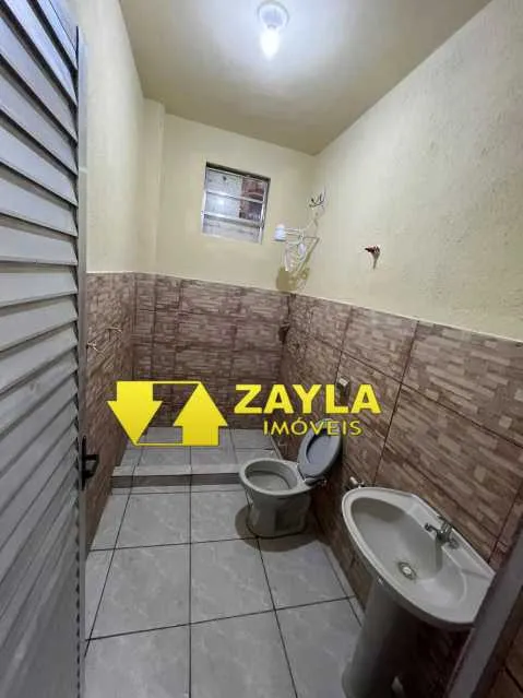 Casa duplex com 2 quartos e 3 banheiros