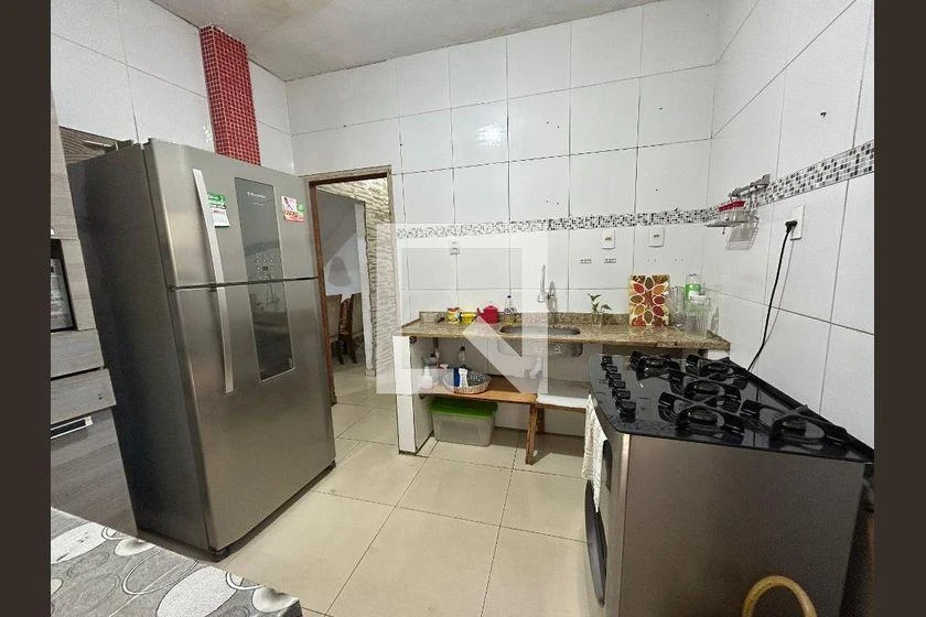 Casa para alugar com varanda e 2 suítes, 120 m² — photo 8