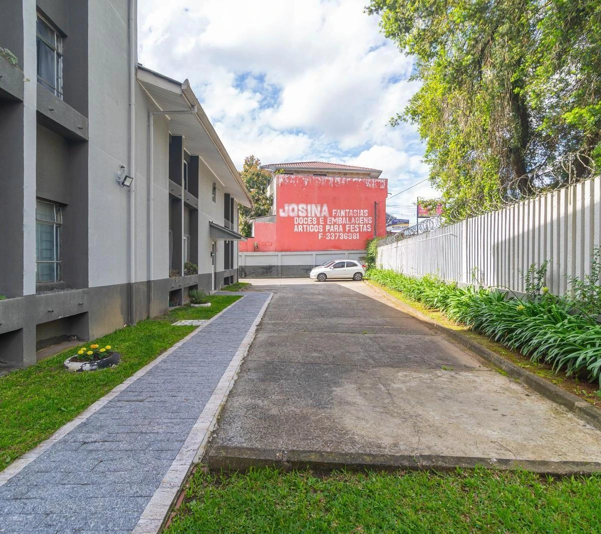 2-bedroom apartment with a washing machine in Curitiba — photo 15