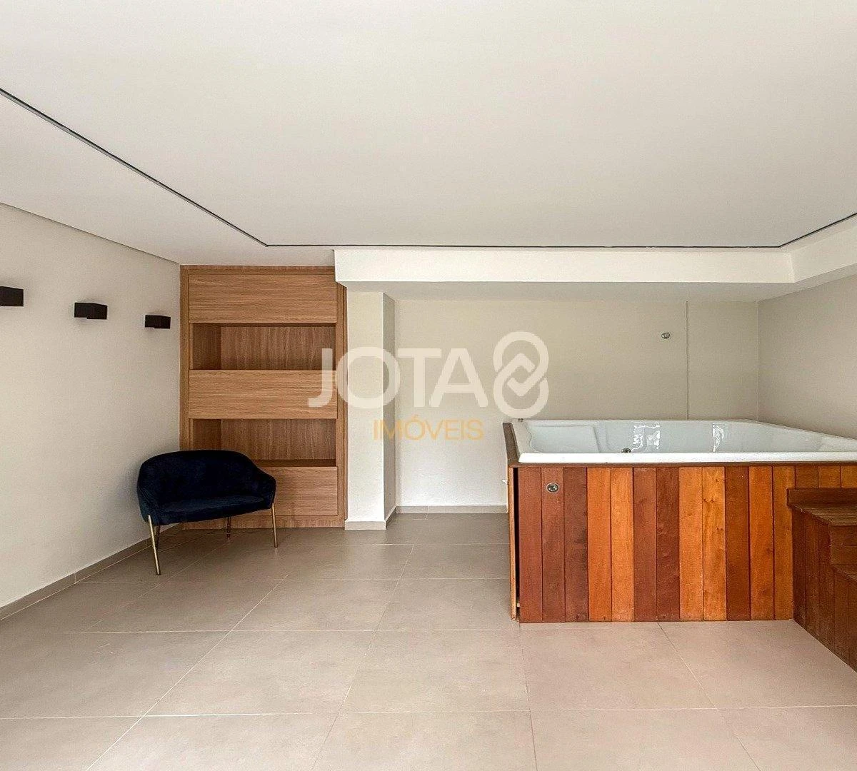 Furnished apartment with 1 parking spot and open-plan kitchen — photo 43