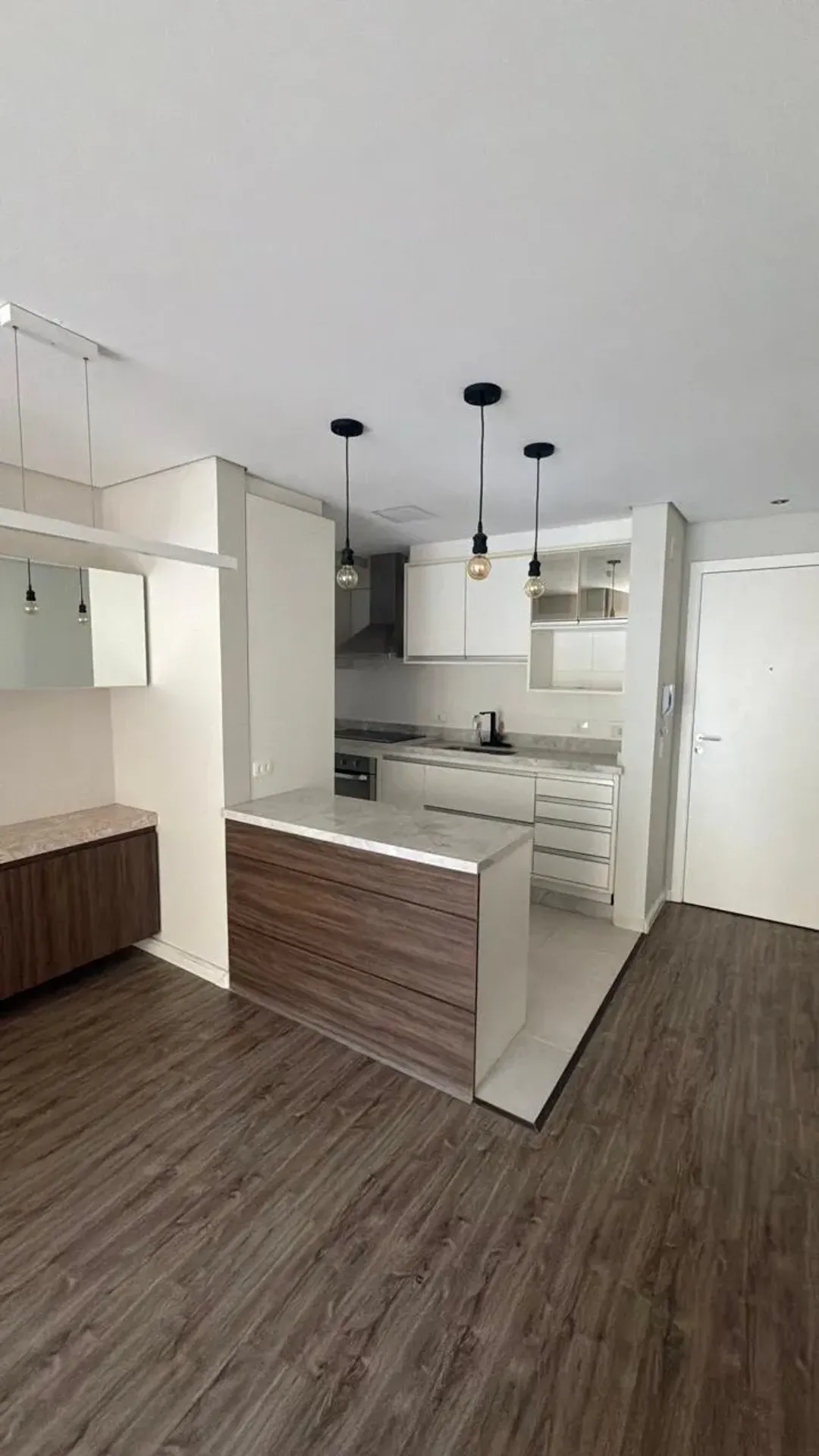 Walk-in closet in a 3-bedroom apartment, 76 m² — photo 15