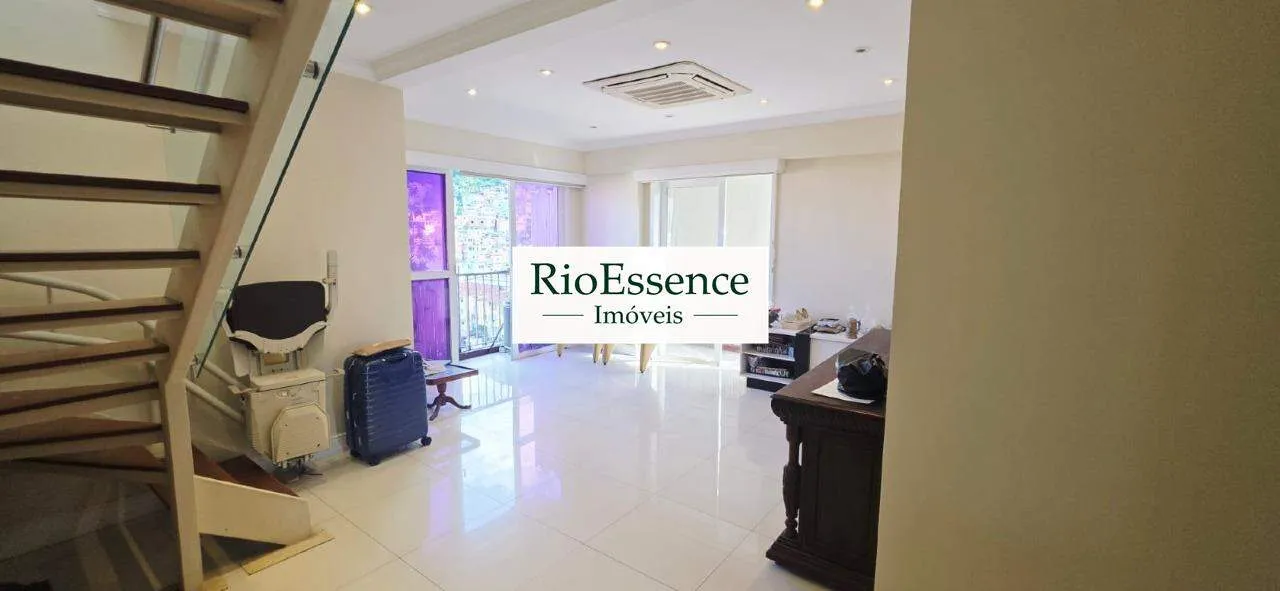 Unfurnished apartment with 3 bedrooms and an enclosed balcony — photo 20